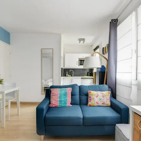 Apartment Studio Between The Stations And The Opera In - Welkeys *