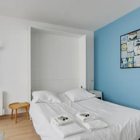 Studio Between The Stations And The Opera In - Welkeys 릴